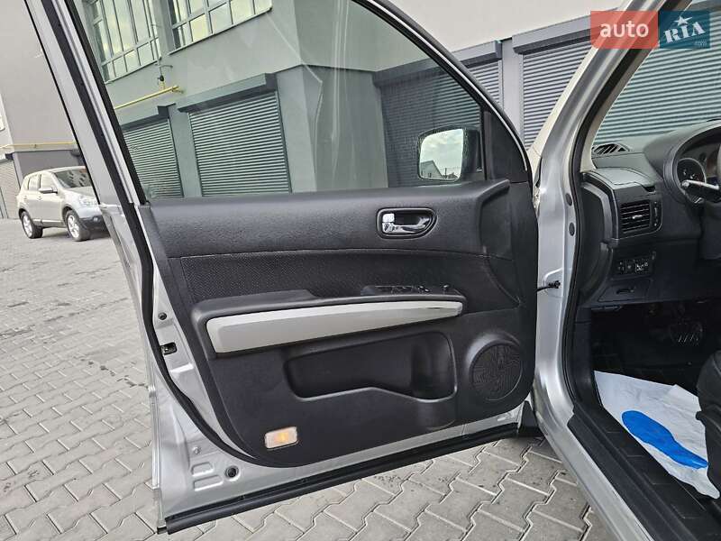 Внедорожник / Кроссовер Nissan X-Trail 2010 в Житомире