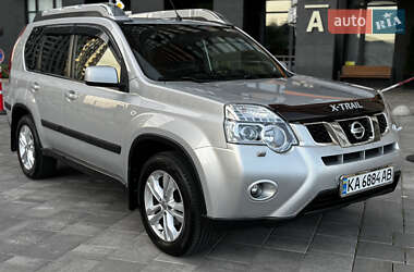 Позашляховик / Кросовер Nissan X-Trail 2014 в Києві