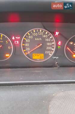 Позашляховик / Кросовер Nissan X-Trail 2004 в 