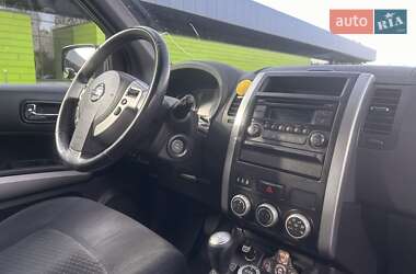 Внедорожник / Кроссовер Nissan X-Trail 2012 в 