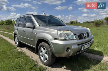 Внедорожник / Кроссовер Nissan X-Trail 2006 в 