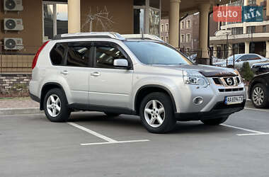 Внедорожник / Кроссовер Nissan X-Trail 2013 в Софиевской Борщаговке