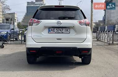 Позашляховик / Кросовер Nissan X-Trail 2017 в 