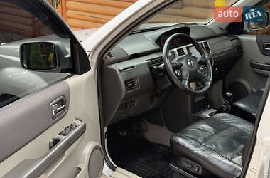 Внедорожник / Кроссовер Nissan X-Trail 2006 в 