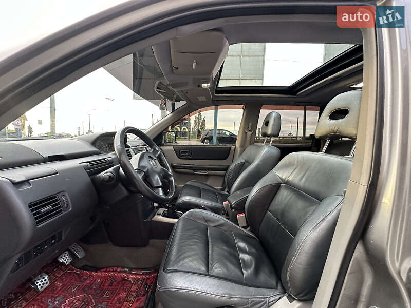Внедорожник / Кроссовер Nissan X-Trail 2004 в Ровно