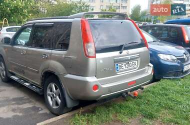 Внедорожник / Кроссовер Nissan X-Trail 2002 в 