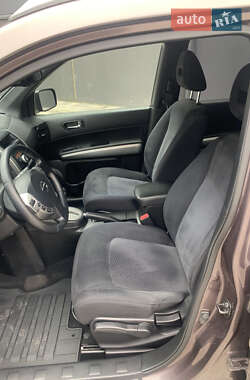 Позашляховик / Кросовер Nissan X-Trail 2011 в 