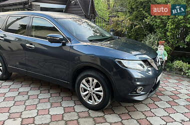 Внедорожник / Кроссовер Nissan X-Trail 2015 в 