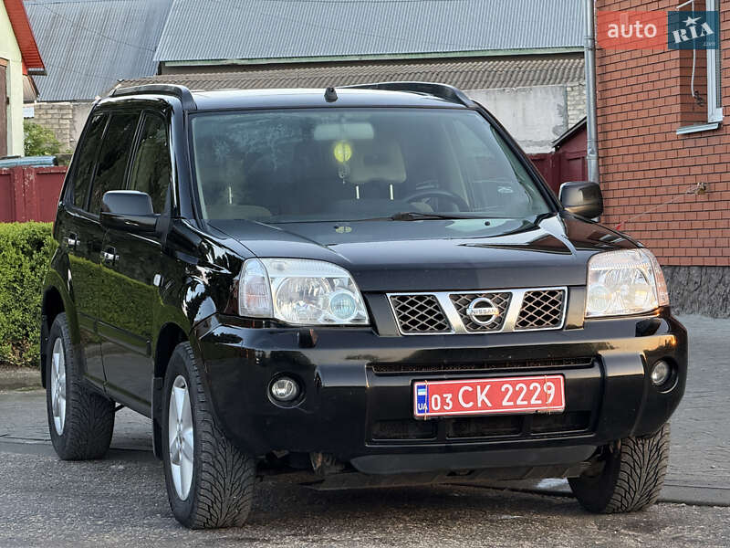 Позашляховик / Кросовер Nissan X-Trail 2007 в Кременці