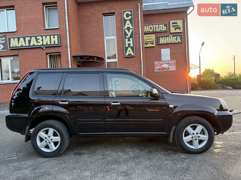 Позашляховик / Кросовер Nissan X-Trail 2007 в Кременці