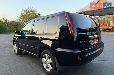 Внедорожник / Кроссовер Nissan X-Trail 2007 в 