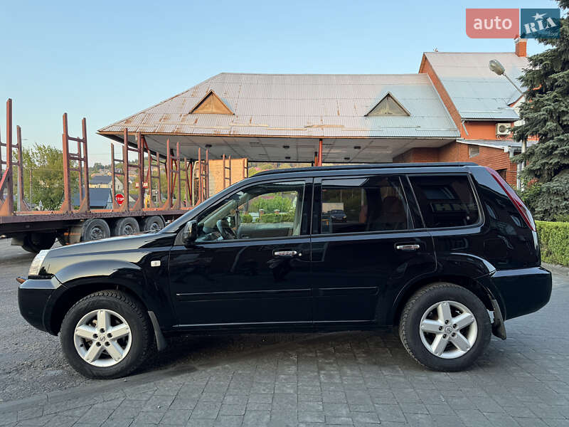 Позашляховик / Кросовер Nissan X-Trail 2007 в Кременці