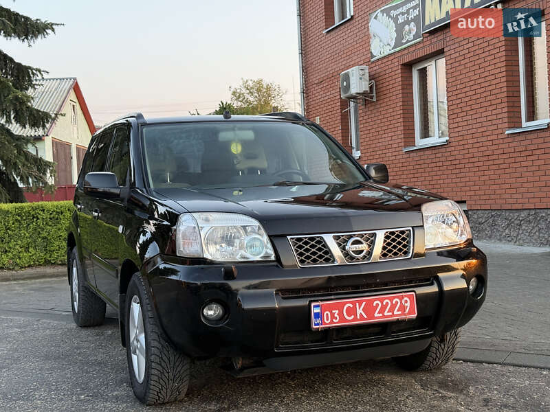 Позашляховик / Кросовер Nissan X-Trail 2007 в Кременці