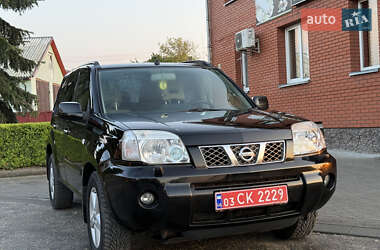 Внедорожник / Кроссовер Nissan X-Trail 2007 в 