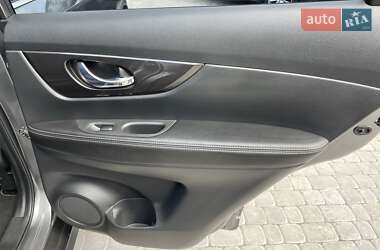 Позашляховик / Кросовер Nissan X-Trail 2021 в 