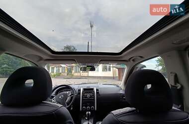 Позашляховик / Кросовер Nissan X-Trail 2010 в 