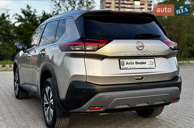 Позашляховик / Кросовер Nissan X-Trail 2024 в 