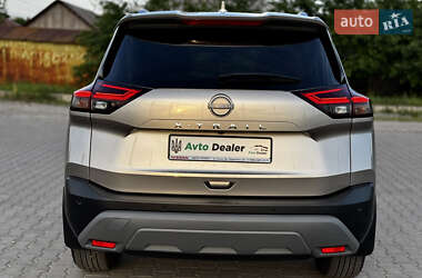 Позашляховик / Кросовер Nissan X-Trail 2024 в 