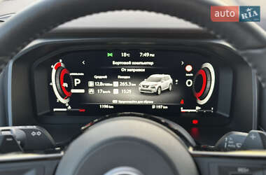 Позашляховик / Кросовер Nissan X-Trail 2024 в 