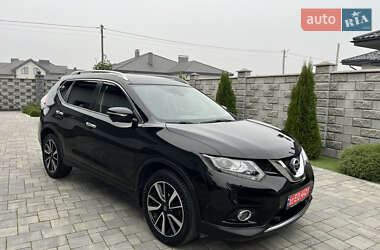 Внедорожник / Кроссовер Nissan X-Trail 2015 в 