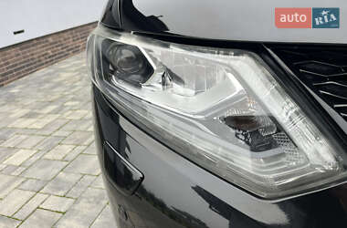 Внедорожник / Кроссовер Nissan X-Trail 2015 в 