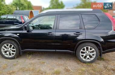 Внедорожник / Кроссовер Nissan X-Trail 2011 в 