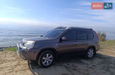 Внедорожник / Кроссовер Nissan X-Trail 2008 в 