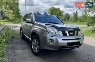 Внедорожник / Кроссовер Nissan X-Trail 2010 в 