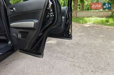 Внедорожник / Кроссовер Nissan X-Trail 2014 в 