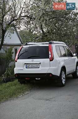 Позашляховик / Кросовер Nissan X-Trail 2012 в 