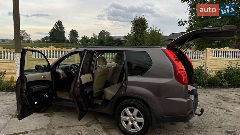 Внедорожник / Кроссовер Nissan X-Trail 2008 в Сокале