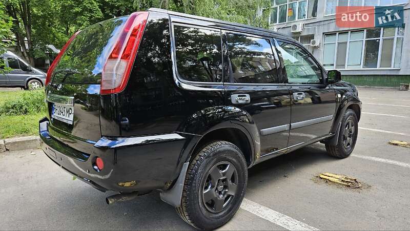 Позашляховик / Кросовер Nissan X-Trail 2006 в Одесі