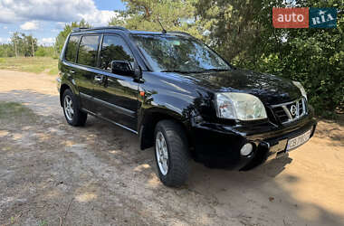 Внедорожник / Кроссовер Nissan X-Trail 2003 в 