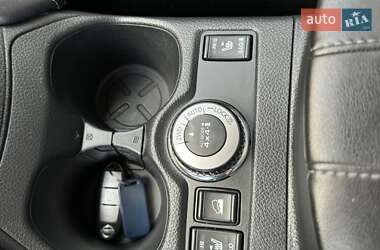 Внедорожник / Кроссовер Nissan X-Trail 2019 в 