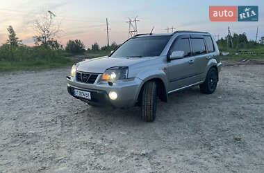 Внедорожник / Кроссовер Nissan X-Trail 2003 в Долине