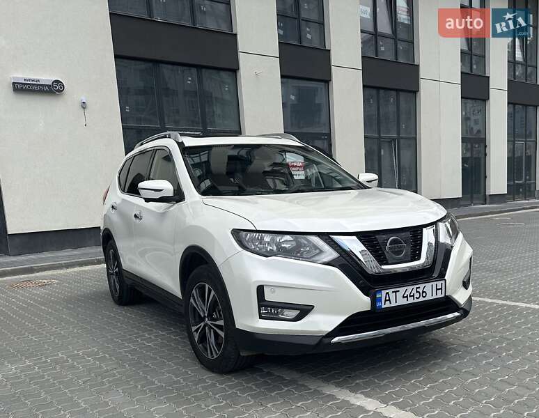 Позашляховик / Кросовер Nissan X-Trail 2018 в Івано-Франківську
