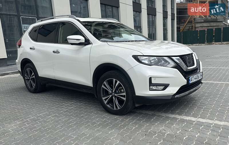 Позашляховик / Кросовер Nissan X-Trail 2018 в Івано-Франківську