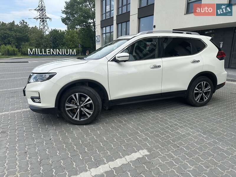 Позашляховик / Кросовер Nissan X-Trail 2018 в Івано-Франківську
