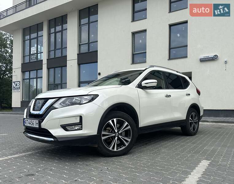 Позашляховик / Кросовер Nissan X-Trail 2018 в Івано-Франківську