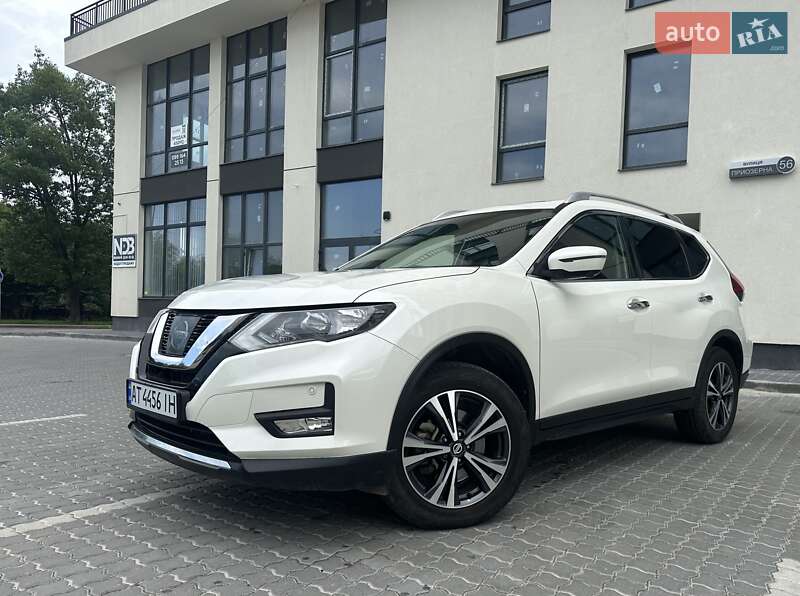 Позашляховик / Кросовер Nissan X-Trail 2018 в Івано-Франківську