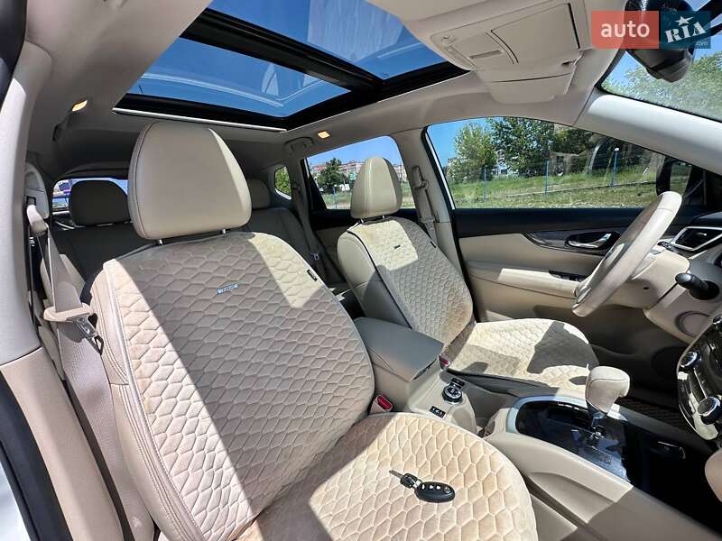 Внедорожник / Кроссовер Nissan X-Trail 2017 в Кропивницком