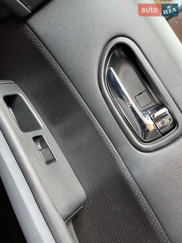Позашляховик / Кросовер Nissan X-Trail 2012 в Городищеві