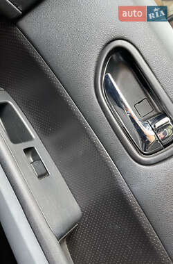 Внедорожник / Кроссовер Nissan X-Trail 2012 в 