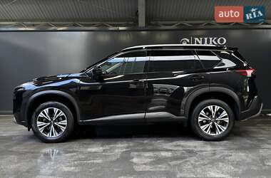 Внедорожник / Кроссовер Nissan X-Trail 2023 в 