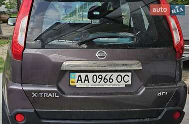 Внедорожник / Кроссовер Nissan X-Trail 2013 в Киеве