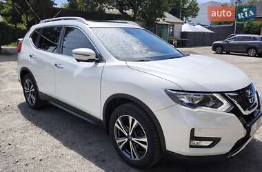 Внедорожник / Кроссовер Nissan X-Trail 2017 в Броварах