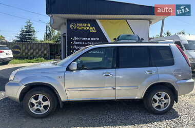 Внедорожник / Кроссовер Nissan X-Trail 2004 в 