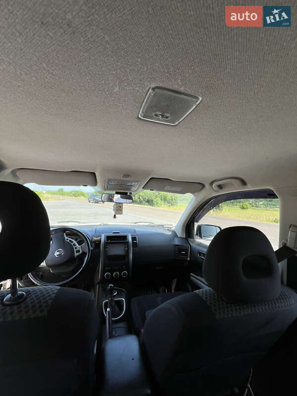 Внедорожник / Кроссовер Nissan X-Trail 2010 в Иршаве