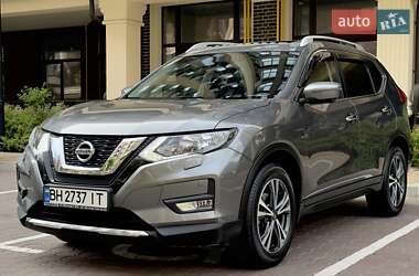 Внедорожник / Кроссовер Nissan X-Trail 2019 в Киеве