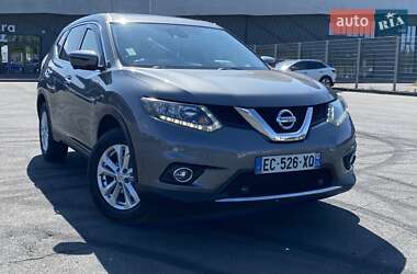 Внедорожник / Кроссовер Nissan X-Trail 2016 в Львове